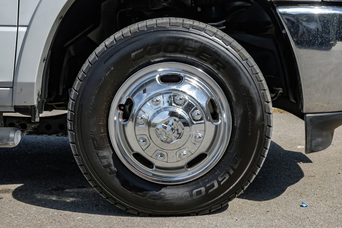 Used 2022 RAM 3500 Tradesman w/ Chrome Appearance Group image 61