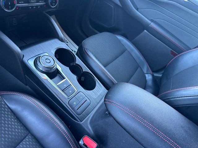 Used 2024 Ford Escape ST-Line image 25