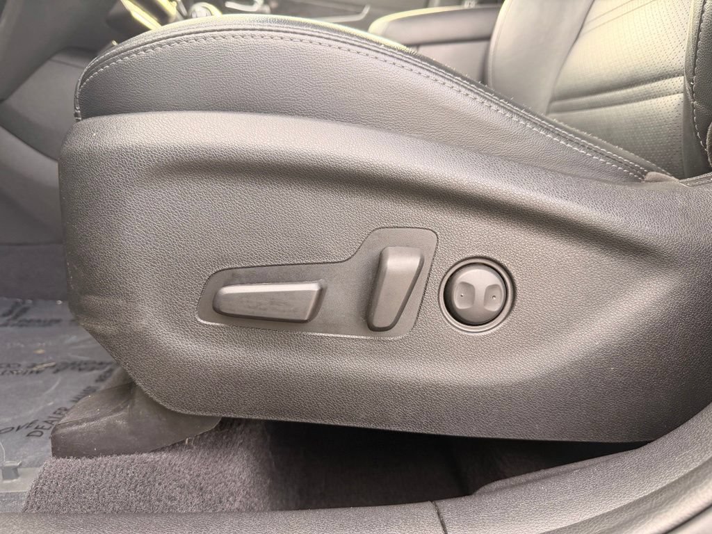 Used 2017 Kia Sorento FWD w/ LX Convenience Package image 30