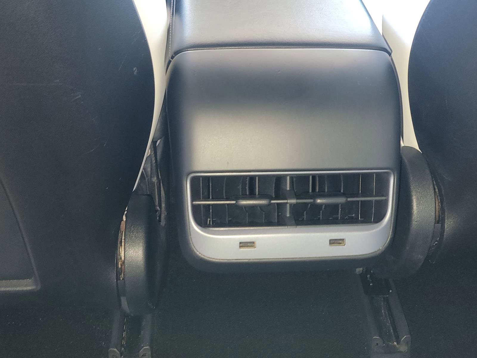 Used 2018 Tesla Model 3 image 26