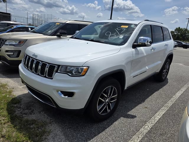 Used 2017 Jeep Grand Cherokee Limited AWD/4WD image 14