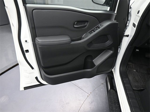Used 2024 Nissan Frontier S image 17