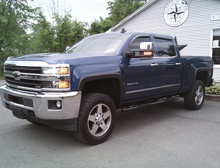 Used 2019 Chevrolet Silverado 2500 LTZ w/ LTZ Plus Package AWD/4WD image 2