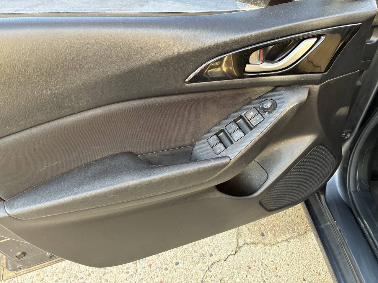 Used 2015 MAZDA MAZDA3 i Sport FWD image 12