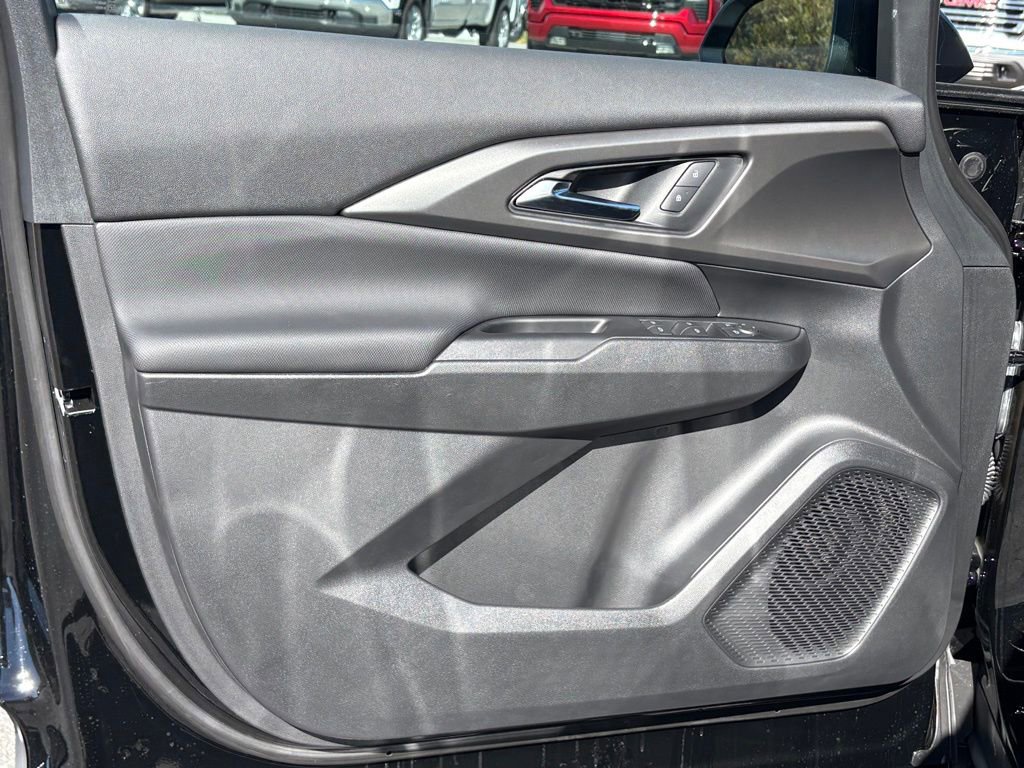 New 2026 Chevrolet Equinox EV LT w/ Midnight Package image 34