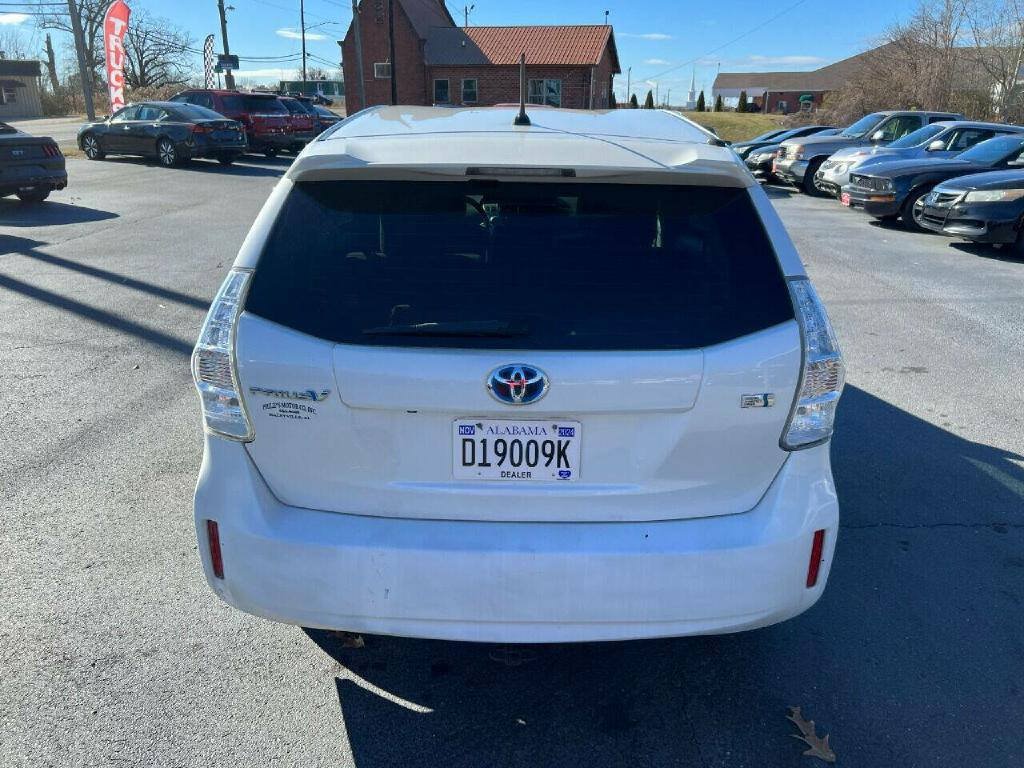 Used 2013 Toyota Prius V Two FWD image 5