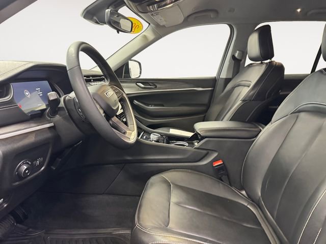 Used 2023 Jeep Grand Cherokee Limited w/ MOPAR Finishing Package image 7