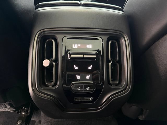 Used 2021 Aston Martin DBX AWD/4WD image 33