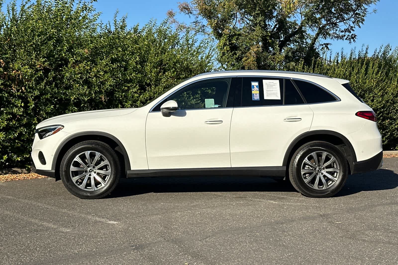 Certified 2026 Mercedes-Benz GLC 300 4MATIC image 6