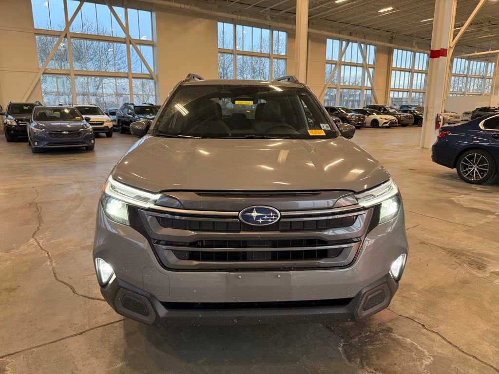 Used 2025 Subaru Forester Limited image 8