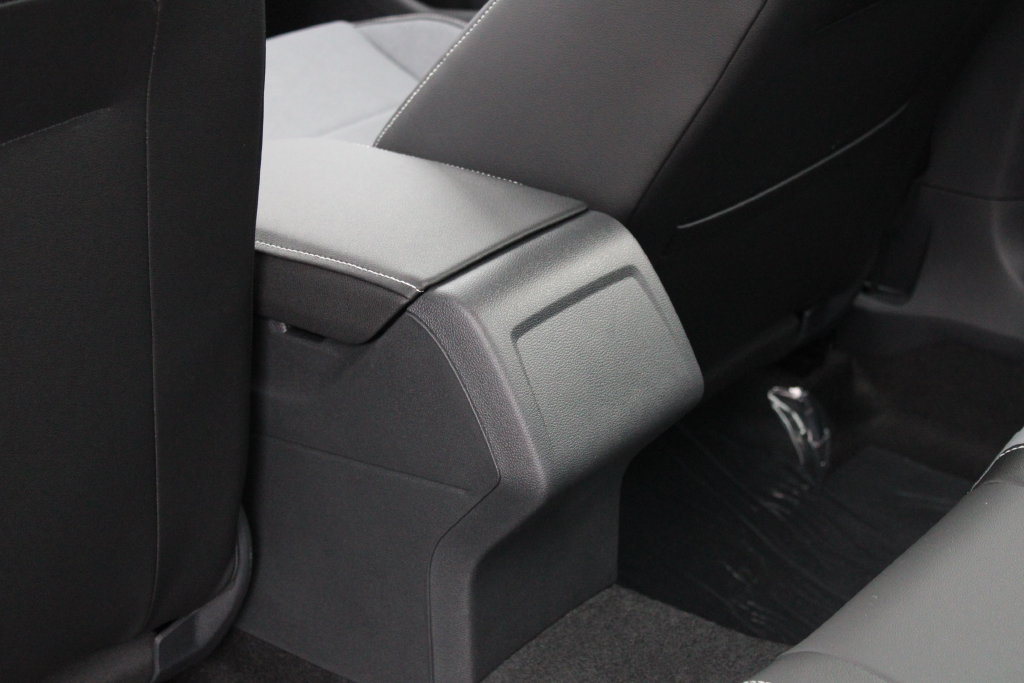 New 2027 Volkswagen Jetta SE FWD image 23