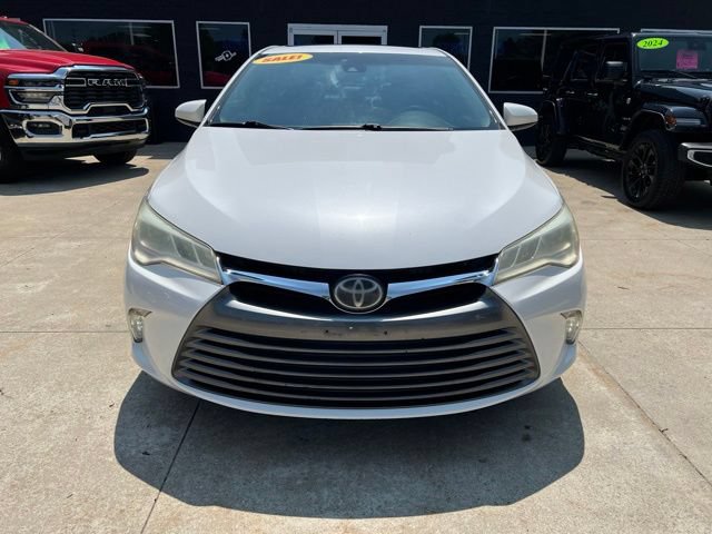Used 2015 Toyota Camry XLE w/ Advanced Technology Package FWD image 2