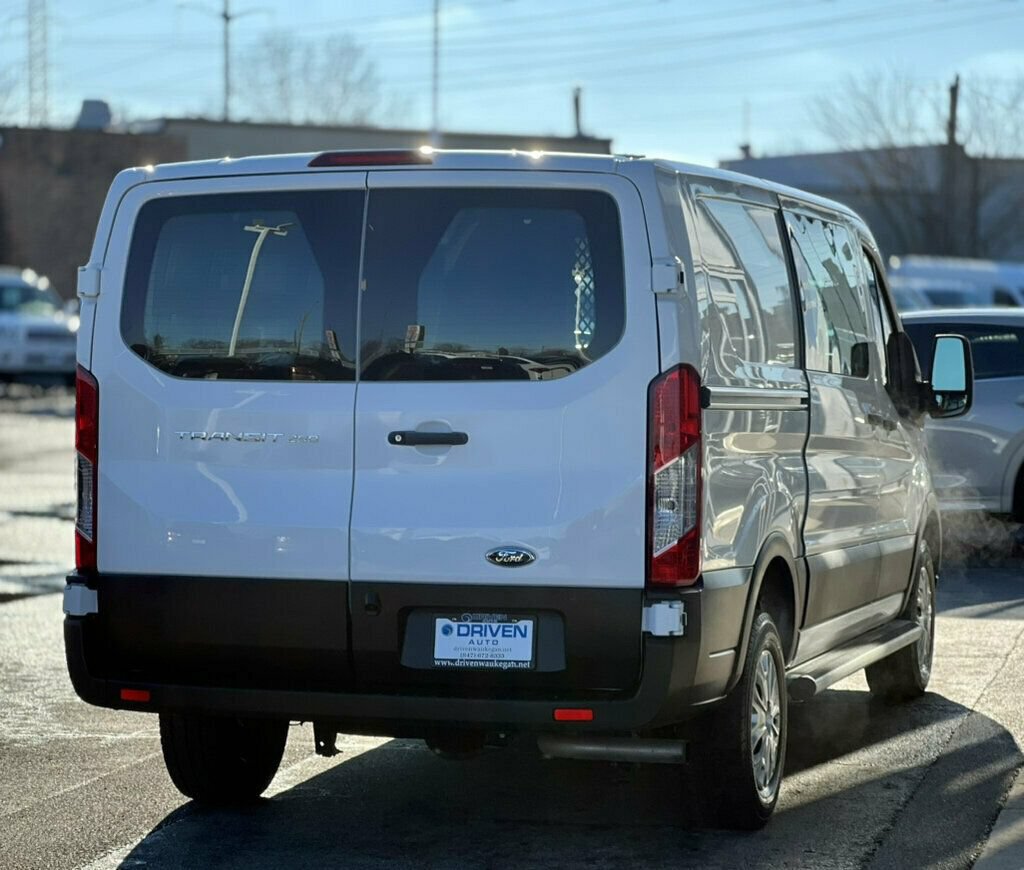 Used 2025 Ford Transit 250 Low Roof w/ Exterior Upgrade Package RWD image 5