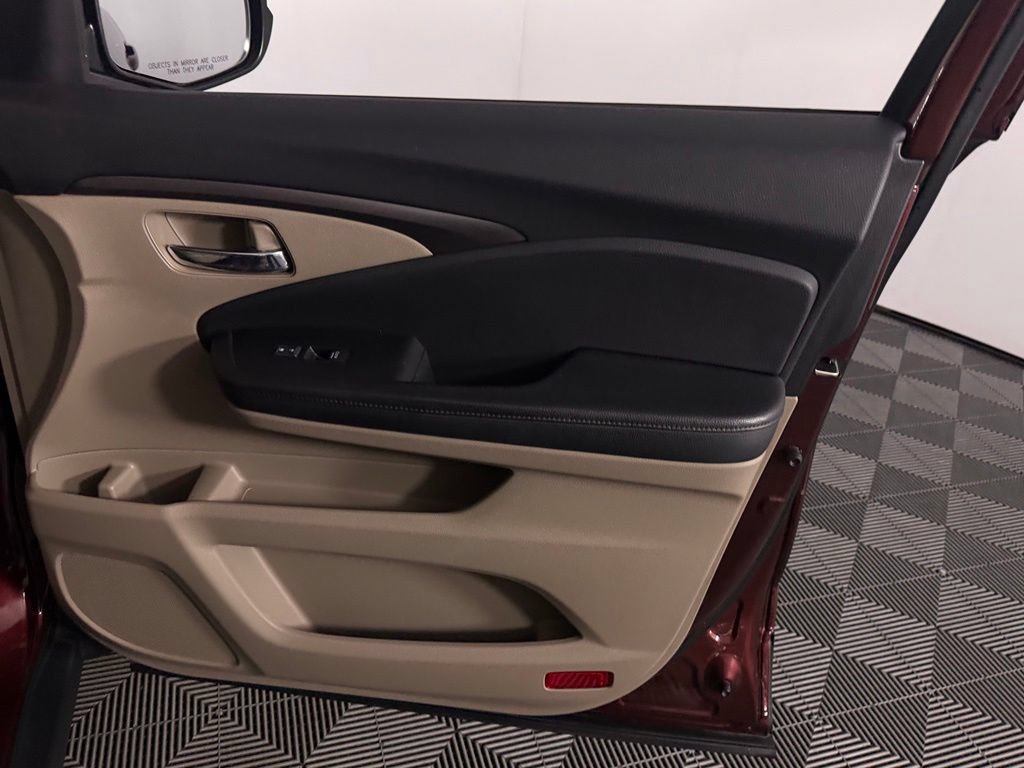Used 2019 Honda Pilot EX-L image 32