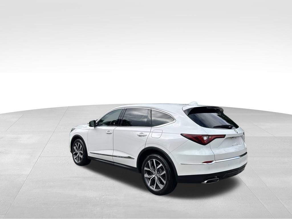 Used 2024 Acura MDX SH-AWD w/ Technology Package image 3