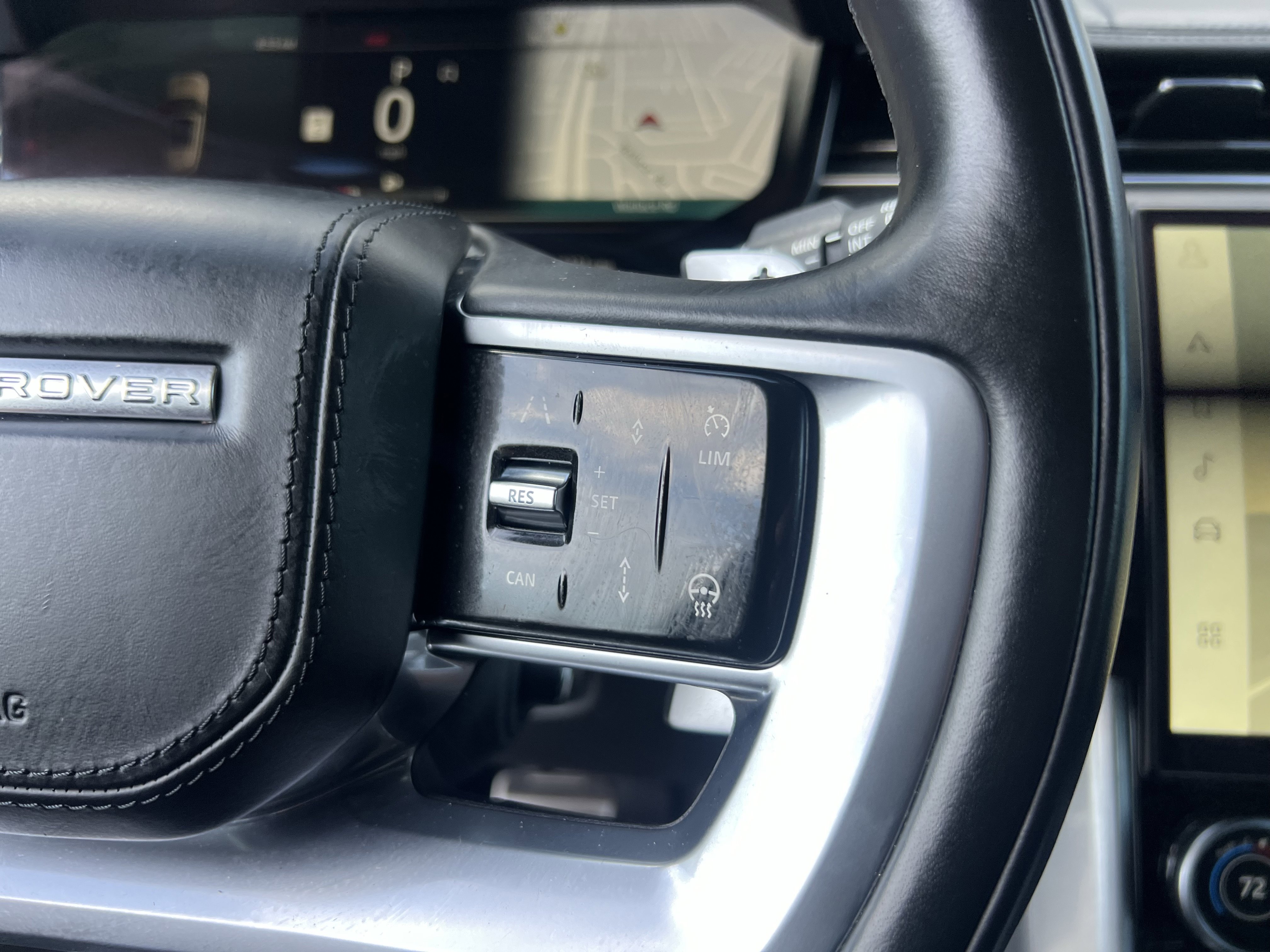 Certified 2023 Land Rover Range Rover SE image 24