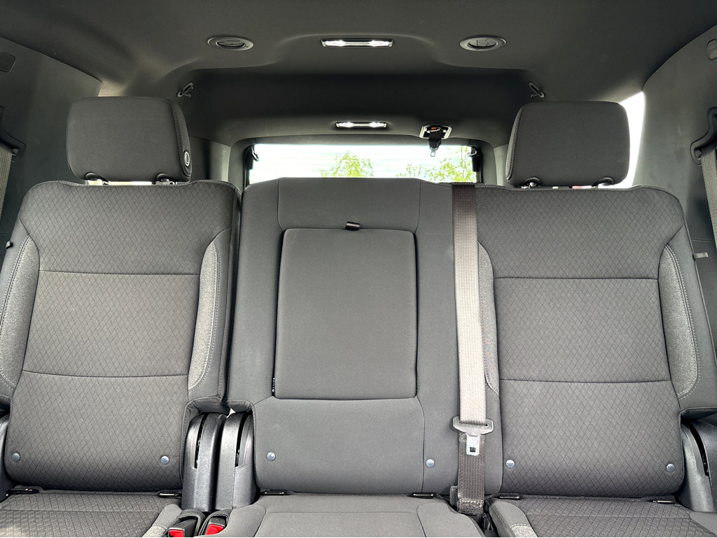 Used 2025 Chevrolet Tahoe LS RWD image 7