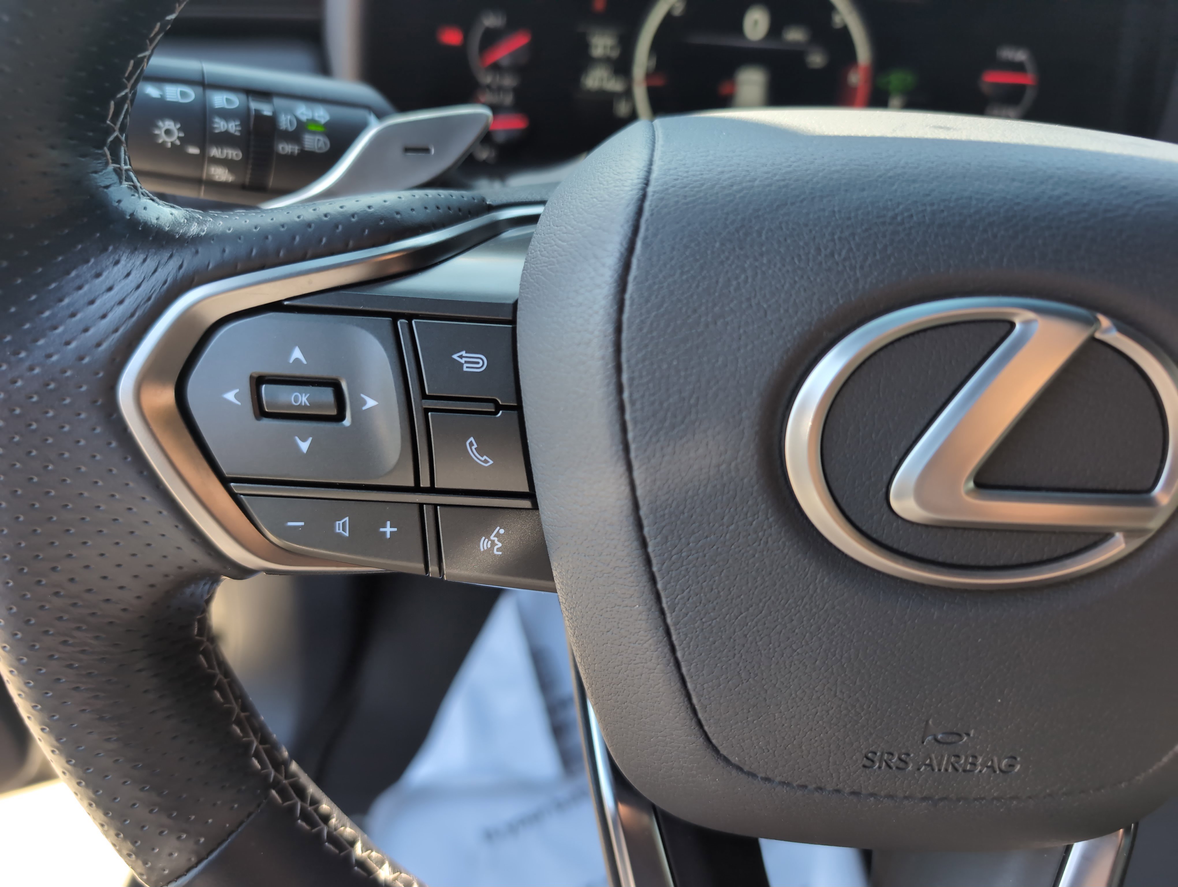 Used 2024 Lexus LX 600 F Sport image 19