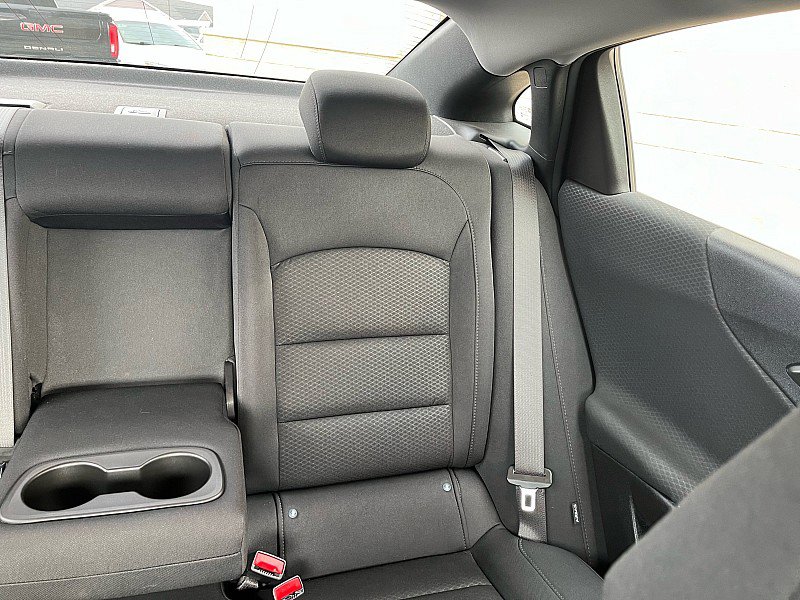 Used 2025 Chevrolet Malibu LT image 19