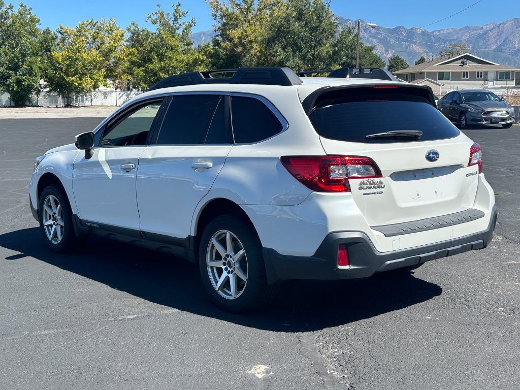 Used 2019 Subaru Outback 2.5i Premium w/ Popular Package #2 AWD/4WD image 6