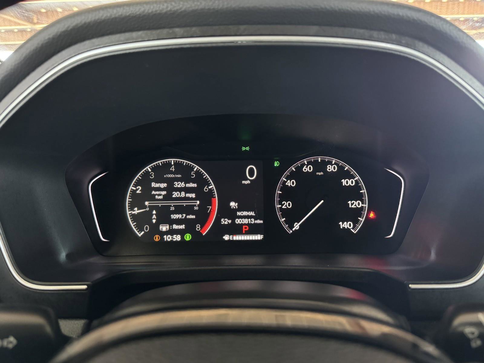 Used 2025 Honda Pilot Touring image 11