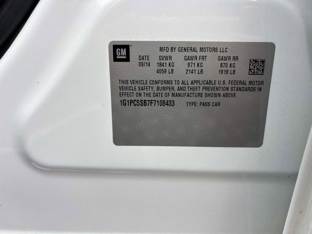 Used 2015 Chevrolet Cruze LT image 28