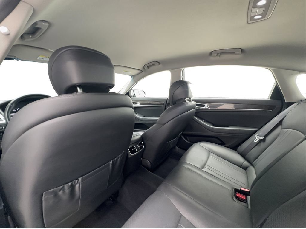 Used 2018 Genesis G80 3.8 image 24