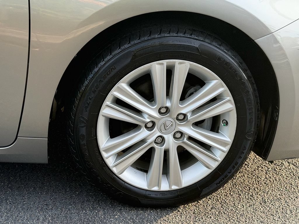 Used 2015 Lexus ES 350 w/ Premium Package FWD image 9