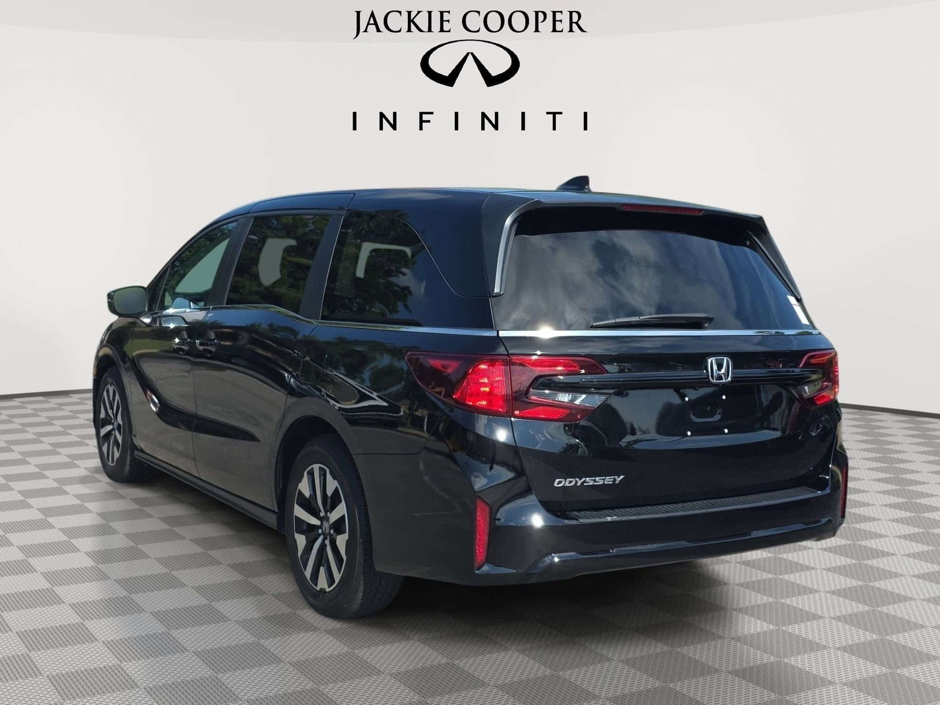 Used 2025 Honda Odyssey EX-L image 7