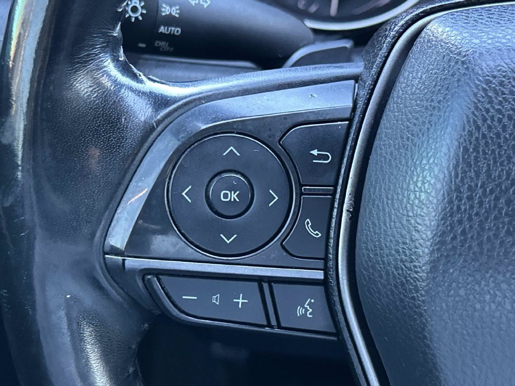 Used 2021 Toyota Camry SE FWD image 27