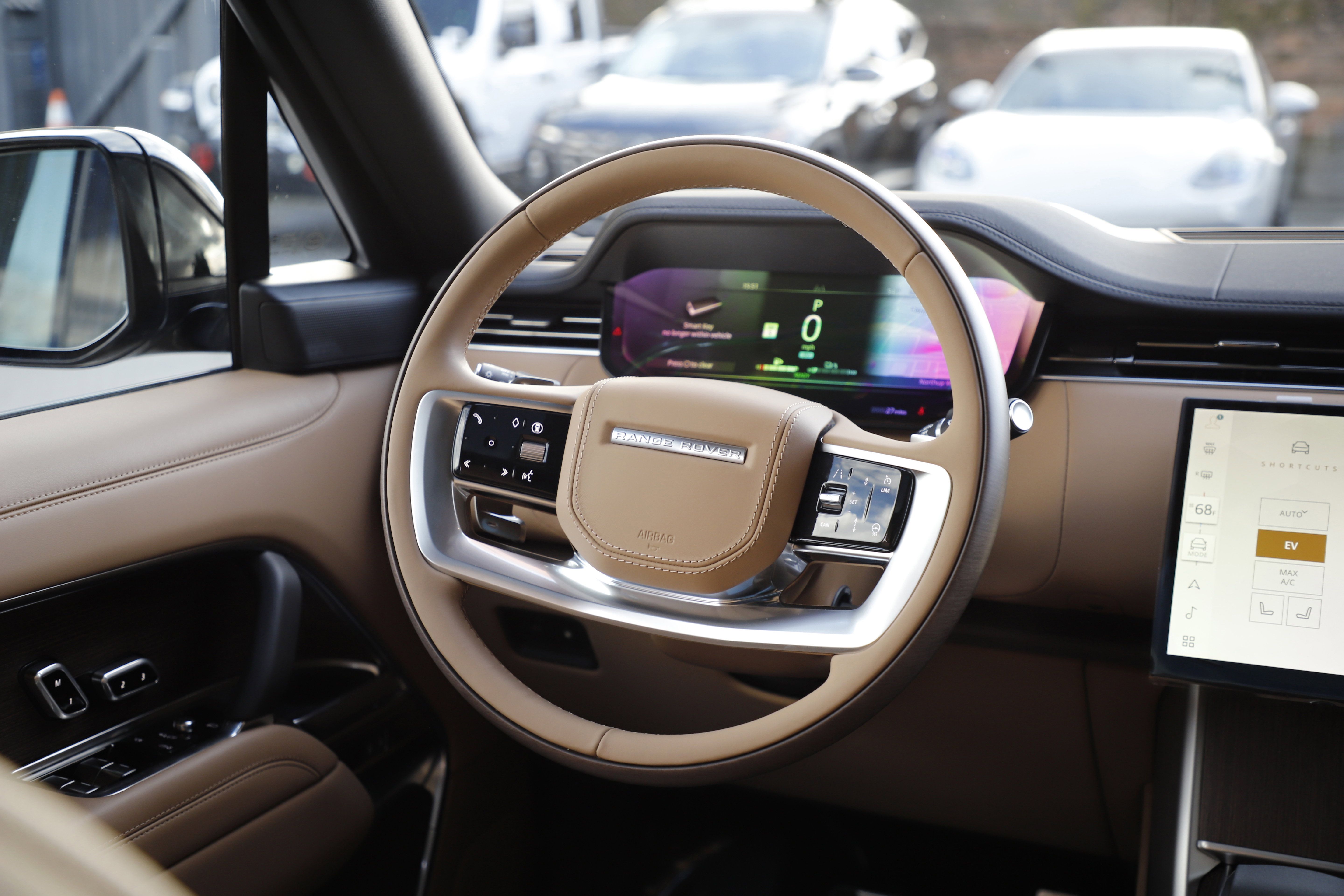 New 2026 Land Rover Range Rover SE image 19