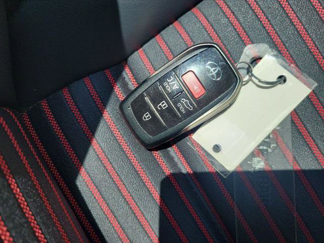 Certified 2025 Toyota RAV4 XSE AWD/4WD image 40