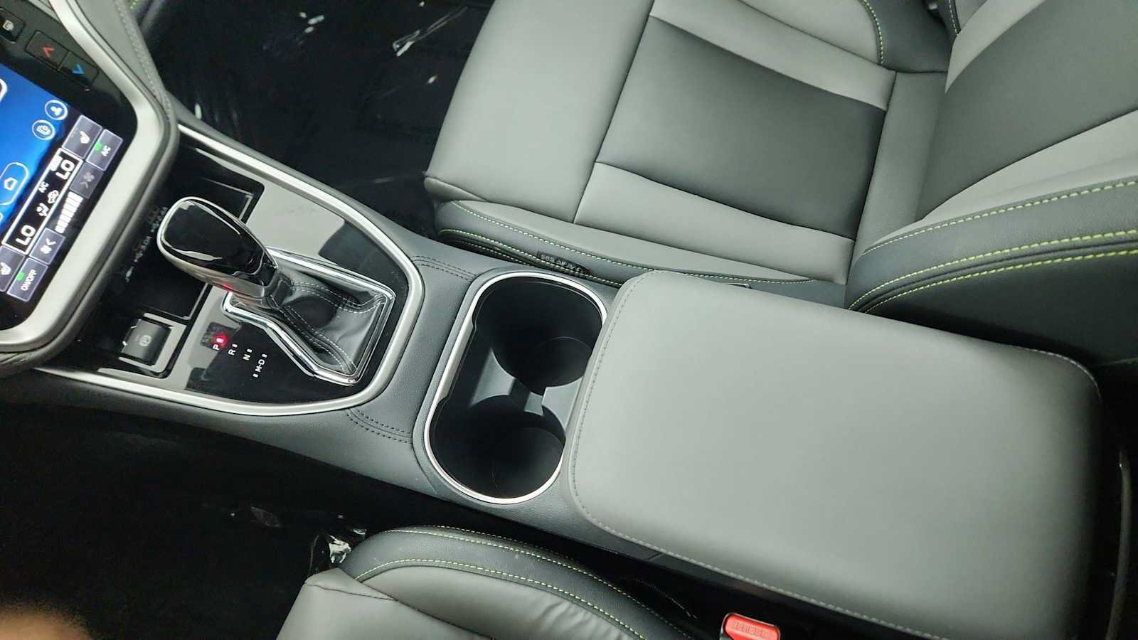 Certified 2025 Subaru Outback Onyx Edition AWD/4WD image 29