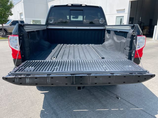 Used 2017 Nissan Titan Platinum Reserve AWD/4WD image 23