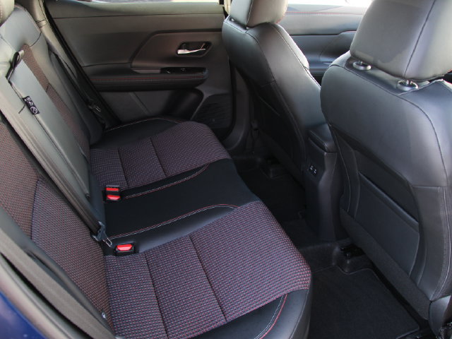 Certified 2025 Nissan Kicks SR AWD/4WD image 28