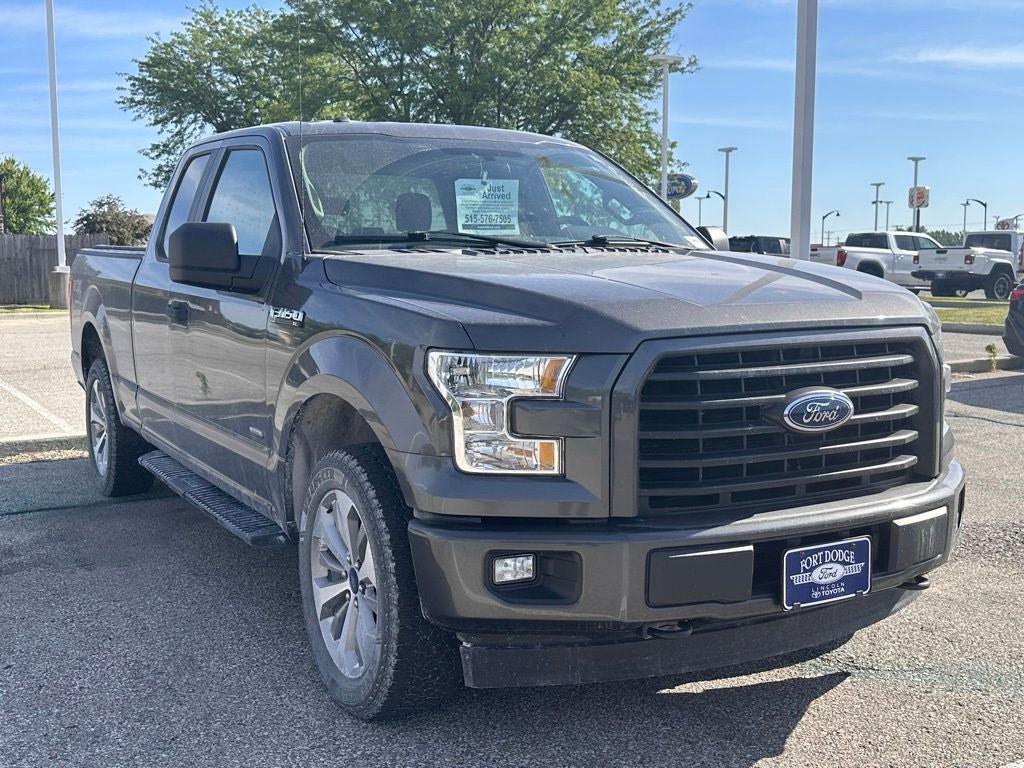Used 2017 Ford F150 XL w/ Equipment Group 101A Mid AWD/4WD image 3