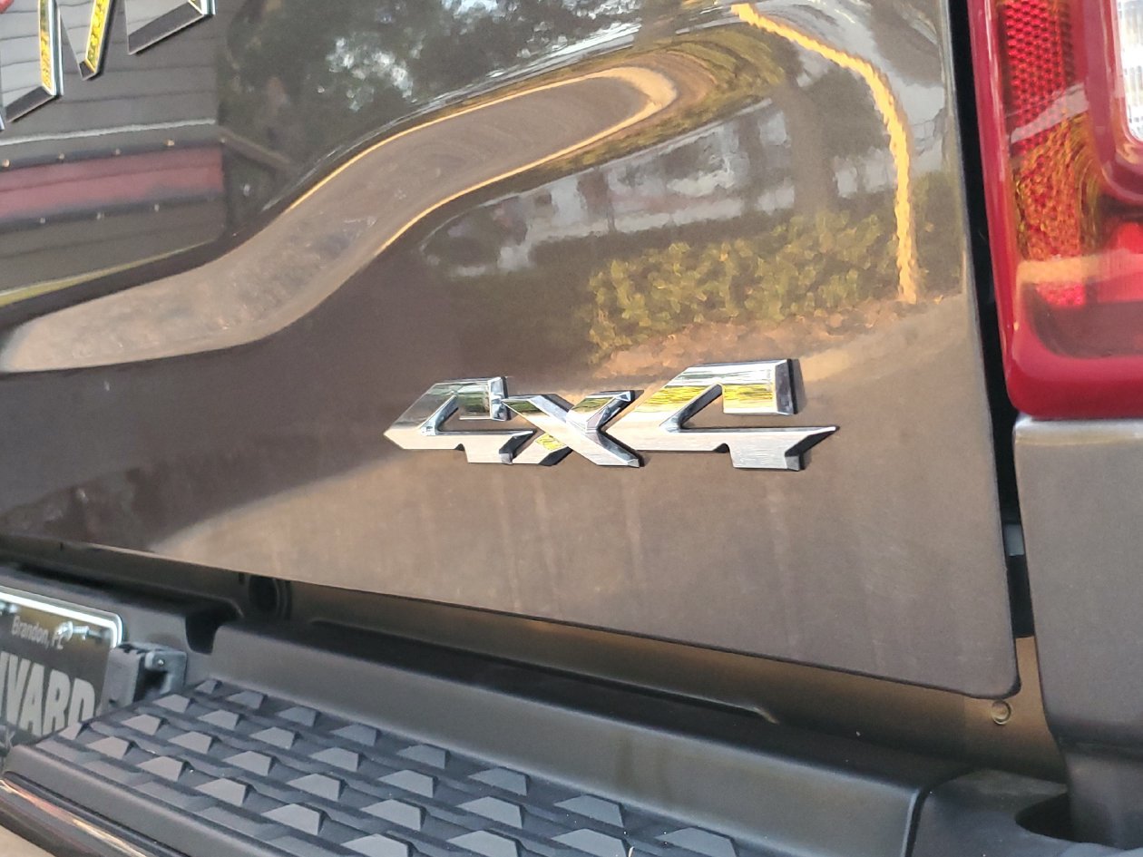 Used 2025 RAM 2500 Limited AWD/4WD image 8