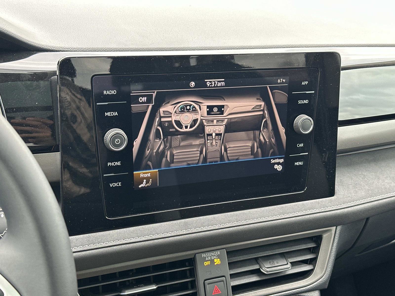 New 2026 Volkswagen Taos SE FWD image 30