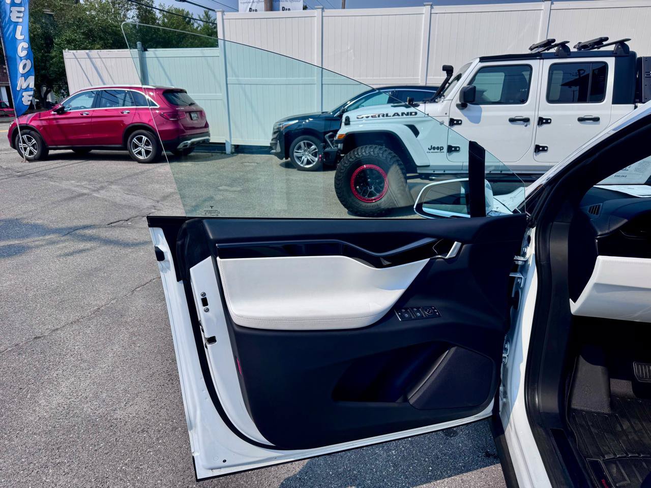 Used 2019 Tesla Model X Long Range AWD/4WD image 9