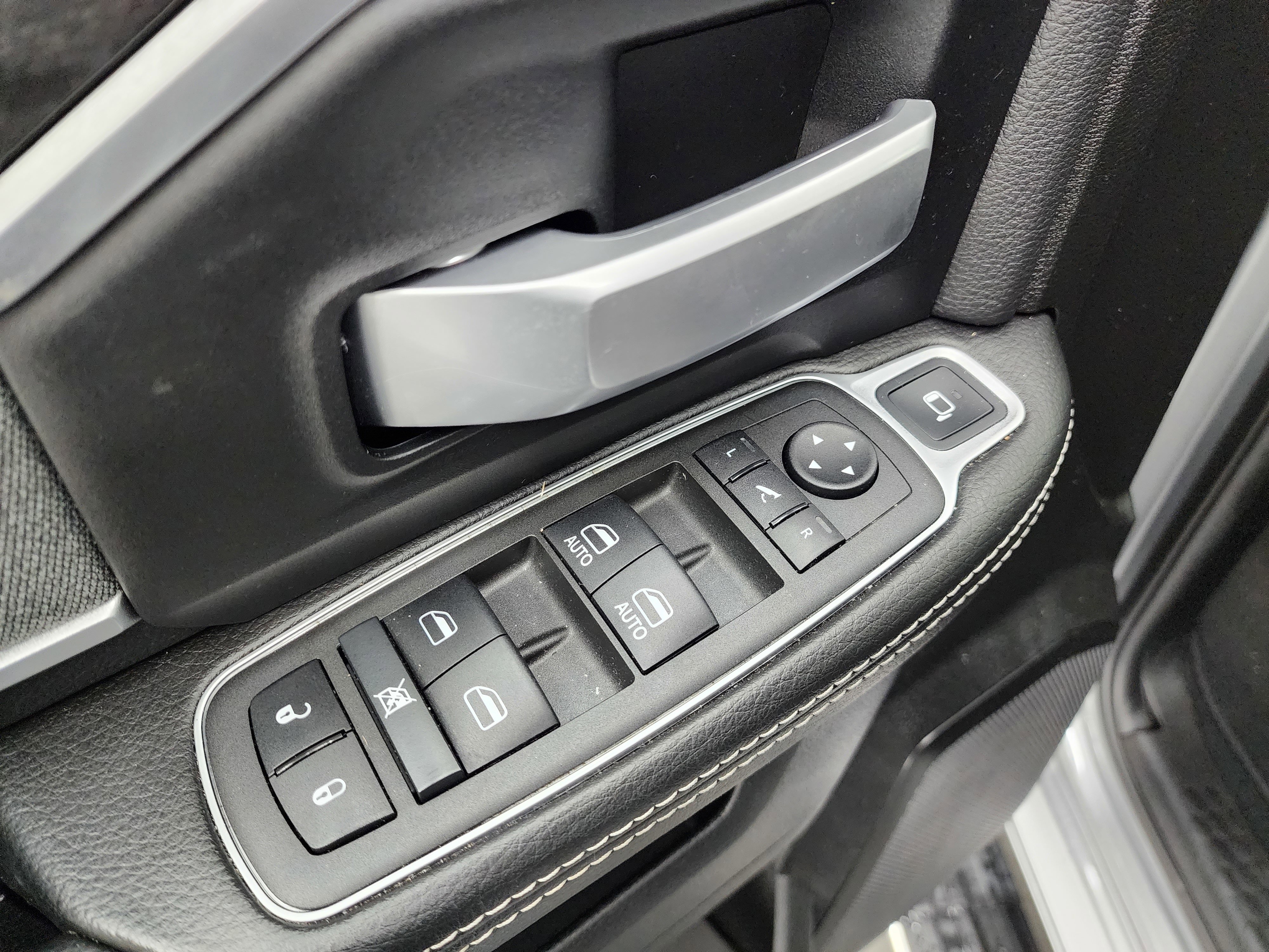 Used 2022 RAM 3500 Big Horn w/ Level B Equipment Group image 49