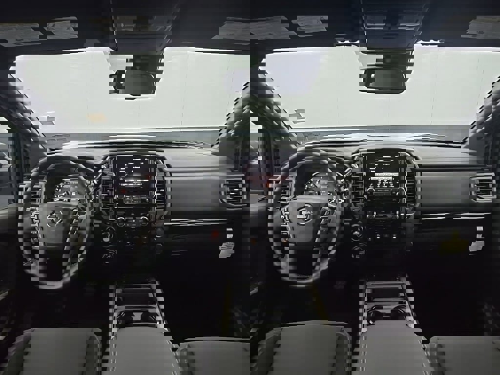 Used 2024 Nissan Titan SV w/ SV Bronze Edition Package image 34