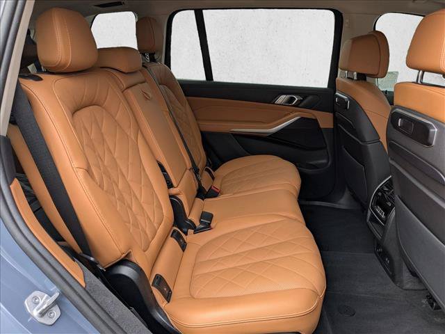 Used 2024 BMW X7 xDrive40i w/ Parking Assistance Package AWD/4WD image 23
