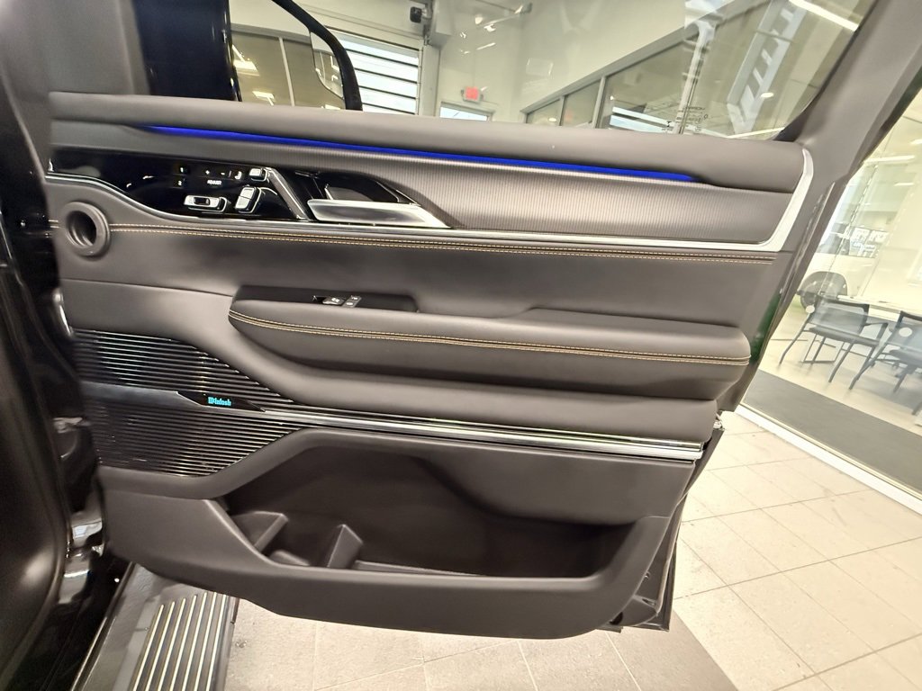 Used 2024 Jeep Grand Wagoneer Series III w/ Quick Order Packagew 28T image 55