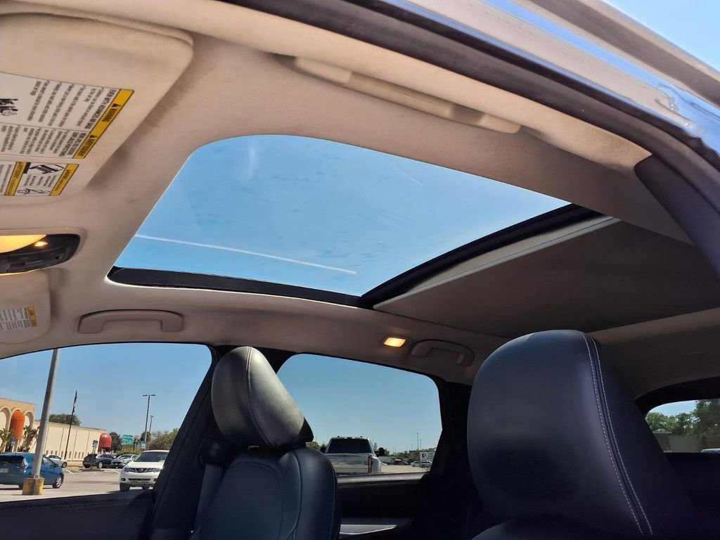 Used 2019 INFINITI QX50 Luxe w/ Cargo Package FWD image 26