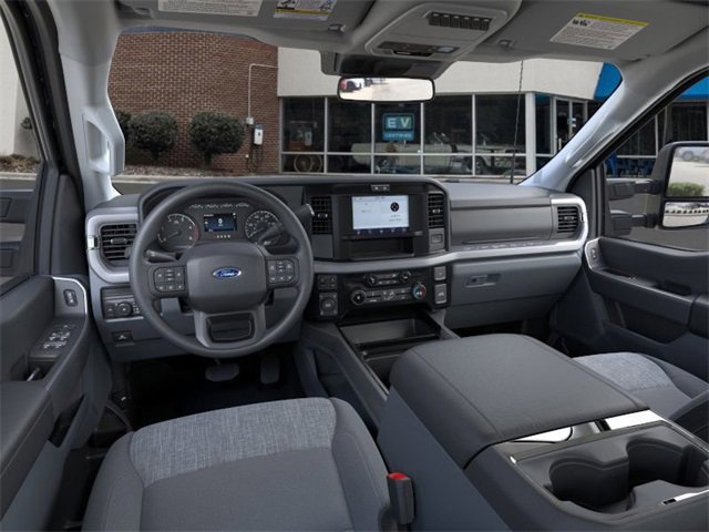 New 2026 Ford F250 XLT w/ FX4 Off-Road Package image 9