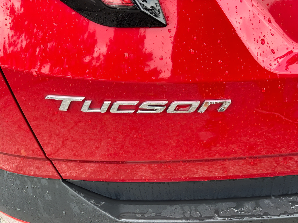 Certified 2023 Hyundai Tucson Limited AWD/4WD image 9