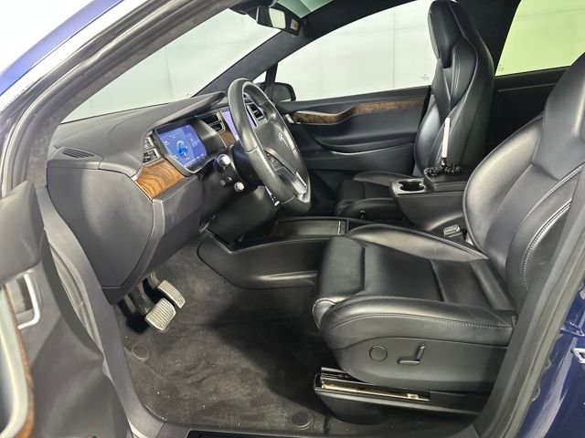 Used 2018 Tesla Model X 100D image 11