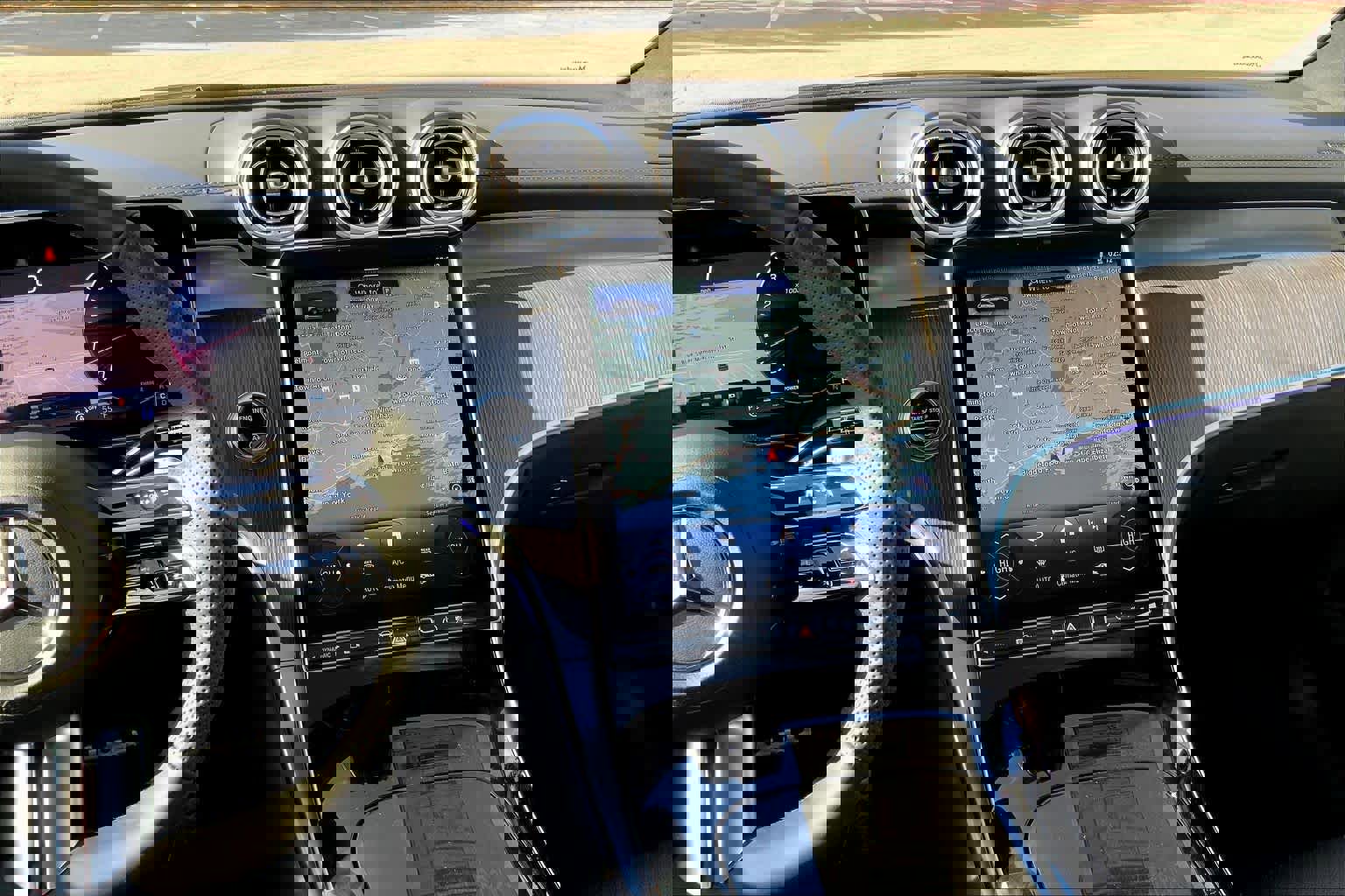 Certified 2026 Mercedes-Benz GLC 300 4MATIC image 6