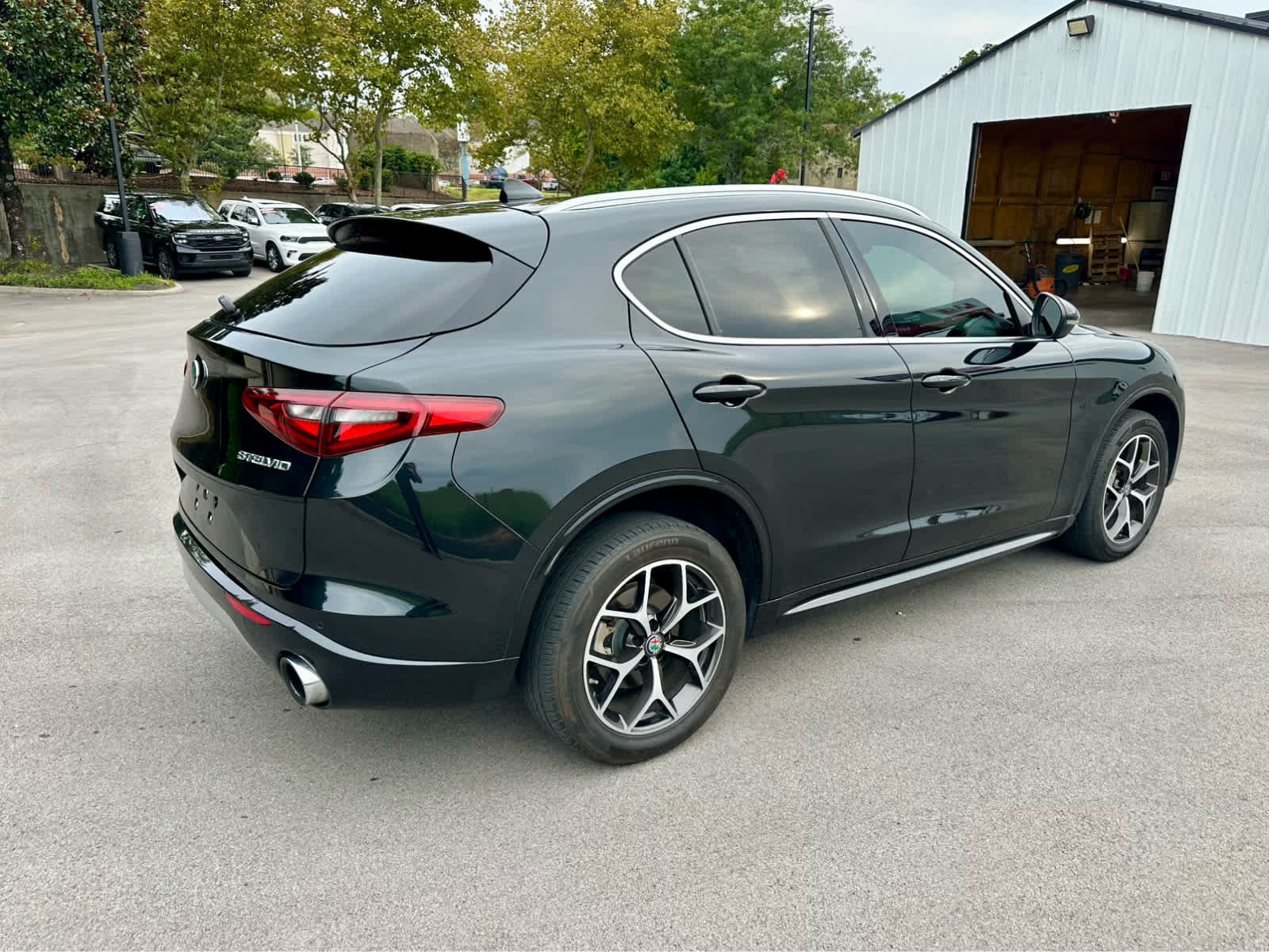 Used 2021 Alfa Romeo Stelvio Ti w/ Active Assist 2 Package TI AWD/4WD image 5