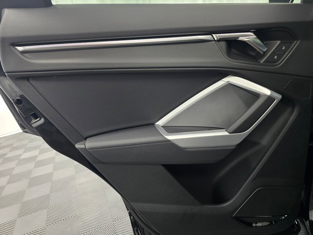 New 2025 Audi Q3 2.0T Premium Plus image 19